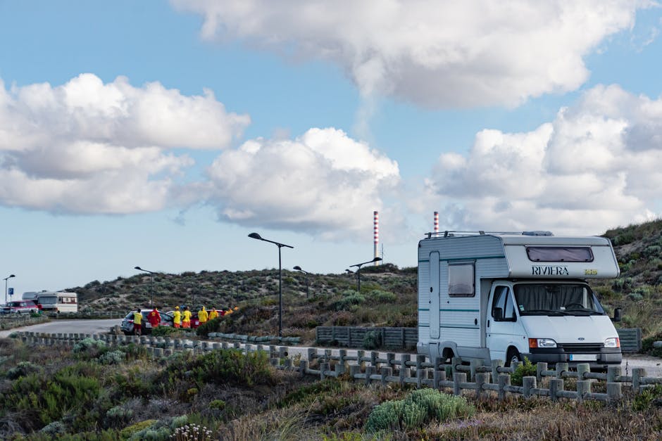 RV vs. Motorhome: What are the Differences?